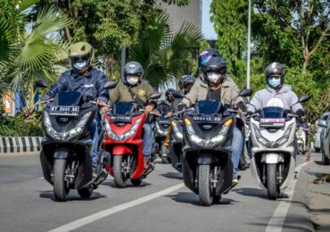 Ratusan Pecinta All New Honda PCX Series Ikuti Scooter Ride di Samarinda