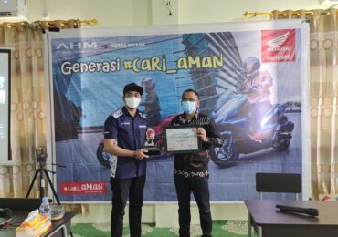 Gelar Edukasi Safety Riding, Astra Motor Kaltim 2 Ajak Pelajar SMK BHAKTI Loa Janan