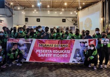 Gelar Pelatihan Keselamatan Berkendara, Astra Motor Kaltim 2 Ajak Bubuhan Gojek Samarinda