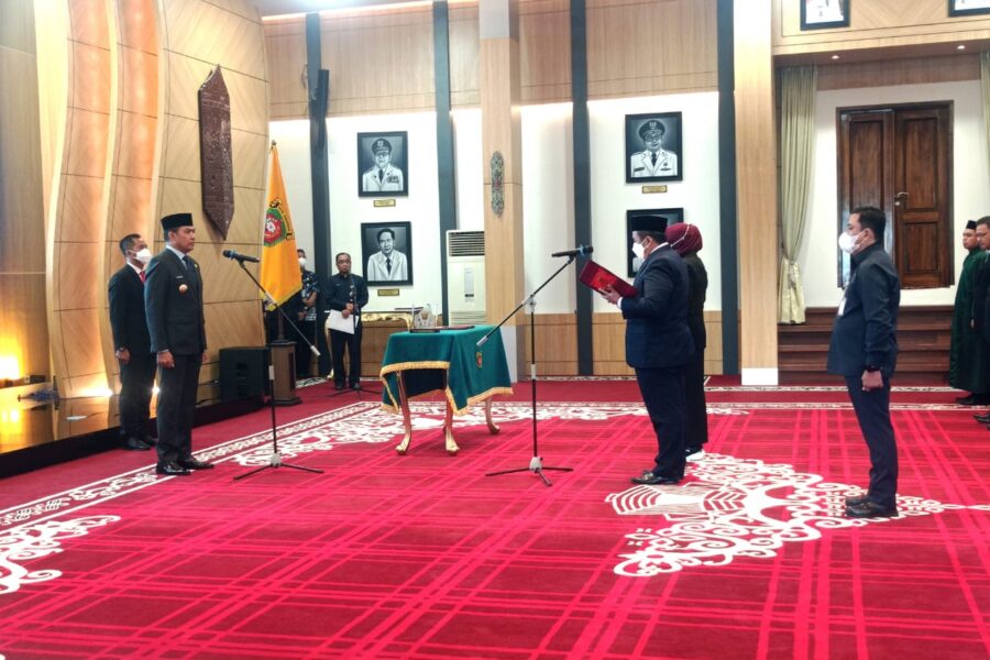 Prosesi Pelantikan Kepala Disporapar dan PUPR Samarinda, di Rumah Jabatan Wali Kota Samarinda