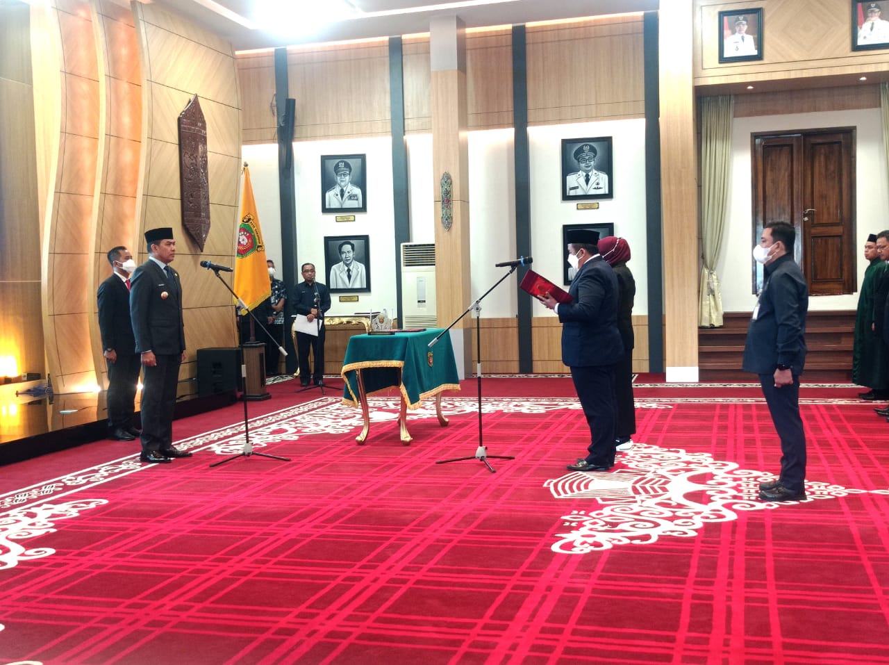 Prosesi Pelantikan Kepala Disporapar dan PUPR Samarinda, di Rumah Jabatan Wali Kota Samarinda