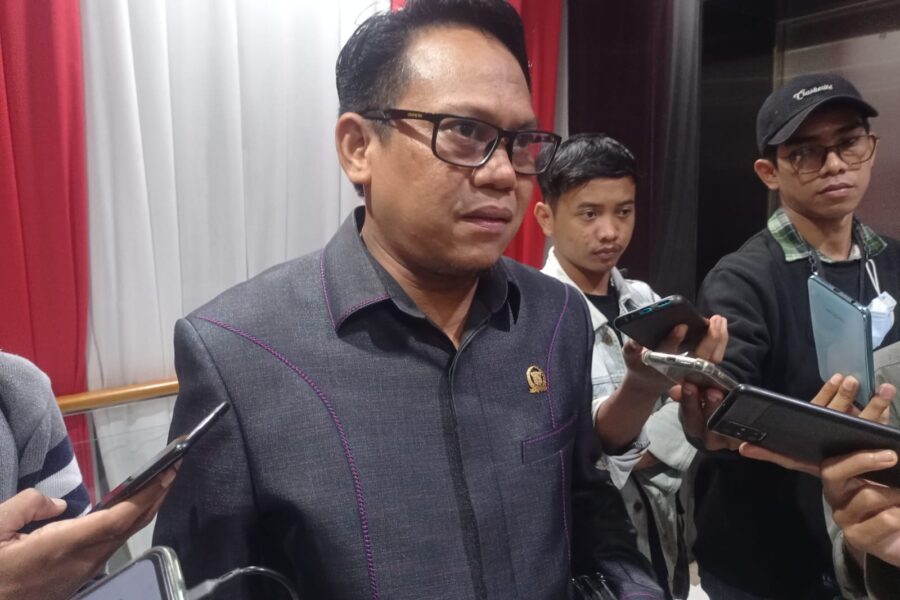 Wakil Ketua Komisi III DPRD Samarinda Samri Shaputra ditemui usai Rapat Paripurna masa Sidang II membahas APBD-P 2022