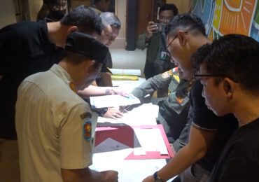 Tak Tunjukkan Izin Jual Miras, Satpol PP Panggil Manejemen Zoom Cafe & Resto