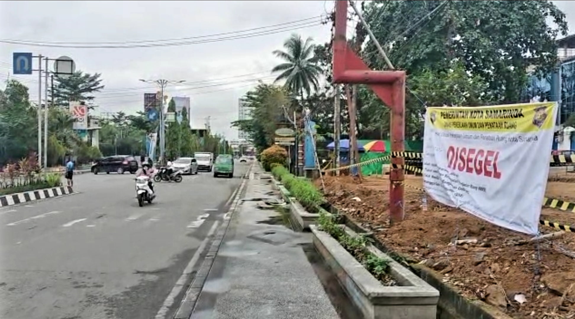 Pemkot Samarinda Segel Proses Pembangunan Mini Soccer Lapangan Vorvo