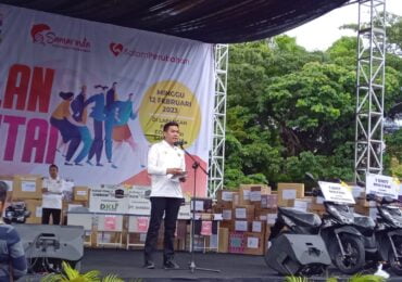 Rayakan HUT Samarinda Wali Kota Andi Harun Turun Jalan Santai Bersama Warga