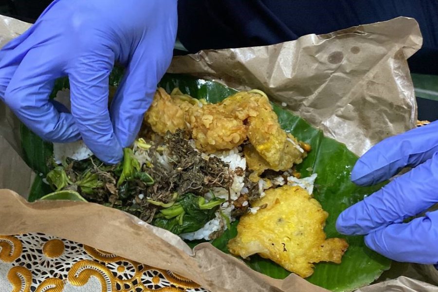 Barang bukti penyelundupan ganja dengan modus barang titipan Nasi Pecel ke Lapas Narkotika Klas IIA Samarinda