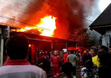 8 Jiwa Warga Lok Bahu Kehilangan Rumah, Sijago Merah Kejutkan Warga Saat Tertidur Pulas