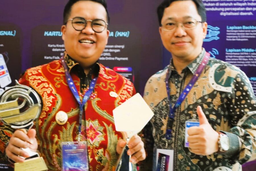 Wakil Bupati Kukar, Rendi Solihin dan Sekretaris Bapenda Kukar, Muhamad Japar (Ist)