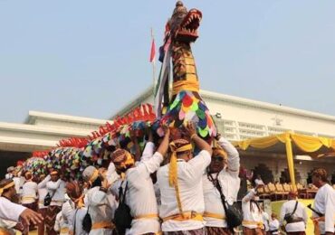 Begini Pesan Bupati Kukar di Puncak Erau Adat Pelas 2023