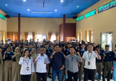 Ratusan Siswa SMAN 2 Tenggarong Ikuti Seminar Kewirausahaan