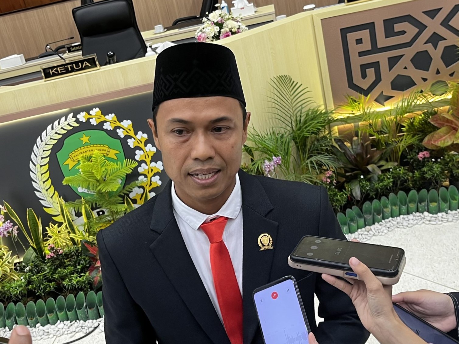Anggota Komisi II DPRD Kaltim, Encik Wardani menyatakan siap meberikan dukungan untuk program-program Pemprov Kaltim.