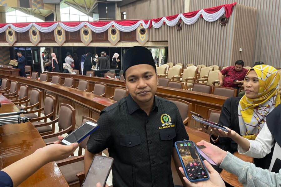 Anggota Komisi III DPRD Kaltim, M. Udin, mengatakan bahwa masyarakat lokal Berau harus meningkatkan keterampilan dan pengetahuan tentang pengelolaan wisata.