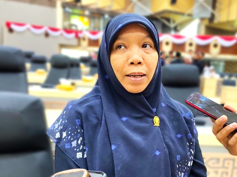 Anggota Komisi IV DPRD Kaltim, Fitri Maisyaroh 1