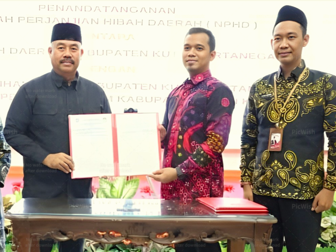 Bupati Kukar, Edi Damansyah mengapresiasi kinerja KPU dan Bawaslu Kukar dan memberi dana hibah untuk Pemilu 2024.