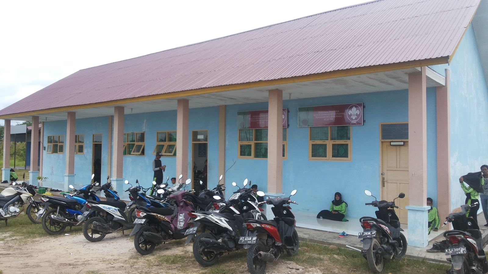 Kepala Desa Embalut ikut senang atas kehadiran gedung baru SMK Negeri 1 Tenggarong Seberang.