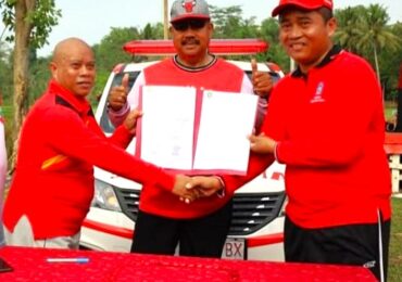 Kecamatan Tenggarong Terima Bantuan Mobil Ambulan dan Jenazah