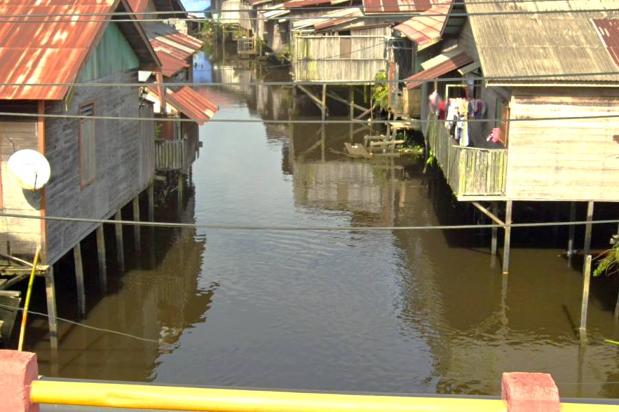 Lurah Mangkurawang, Sufiansyah, mengatakan bahwa normalisasi sungai sangat penting untuk mencegah banjir dan meningkatkan irigasi bagi lahan pertanian warga.