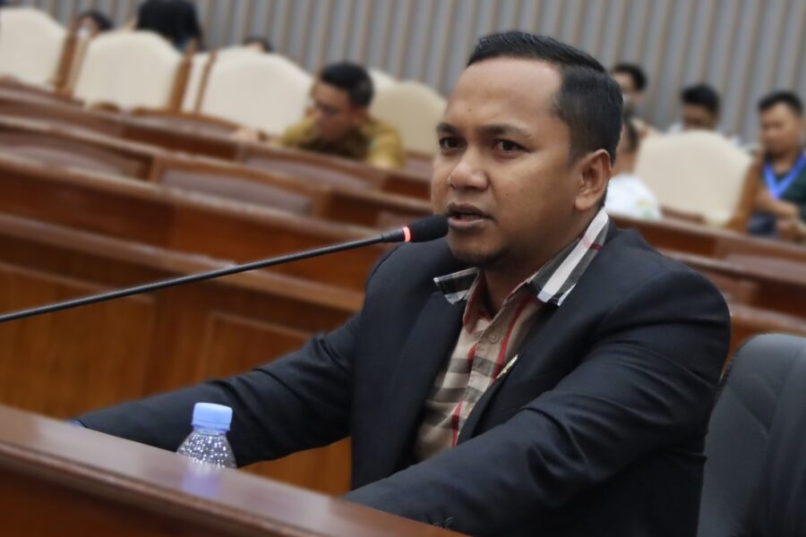 Sekolah Rusak Akibat Banjir dari Lubang Pasca Tambang, M. Udin Minta PT KPC Bertanggung Jawab.