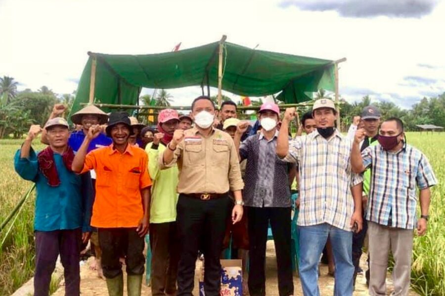 Wakil Ketua DPRD Kaltim, Seno Aji mengatakan, Combain Harvester merupakan alat pertanian modern yang sangat penting bagi petani.