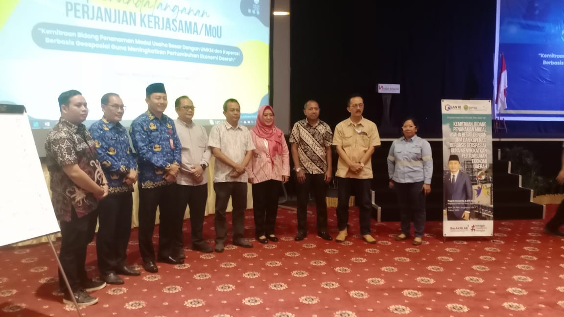 DPMPTSP Kaltim bersama perwakilan perusahaan dari Kukar. (IST)