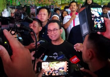Sapa Pendukung di Pasar Segiri Samarinda, Anies Baswedan Sampaikan Dua Program Utama