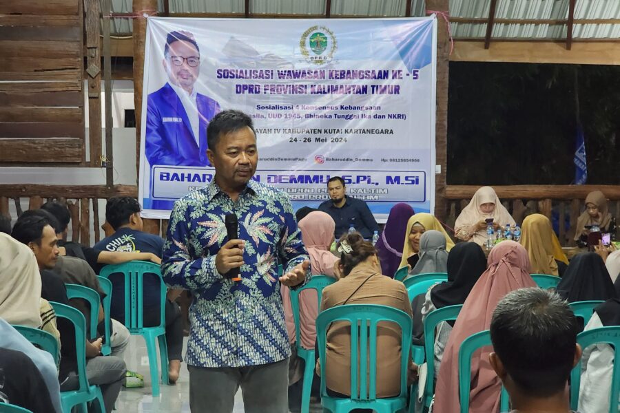 Ketua Komisi I DPRD Kaltim, Baharuddin Demmu, Laksanakan Sosbang ke-4. di Desa Sebuntal, Kecamatan Marangkayu, Kabupaten Kukar, Kaltim, pada Sabtu (25/5/2024).