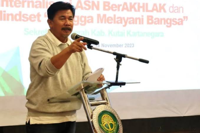 Sekretaris Daerah Kukar, Sunggono.