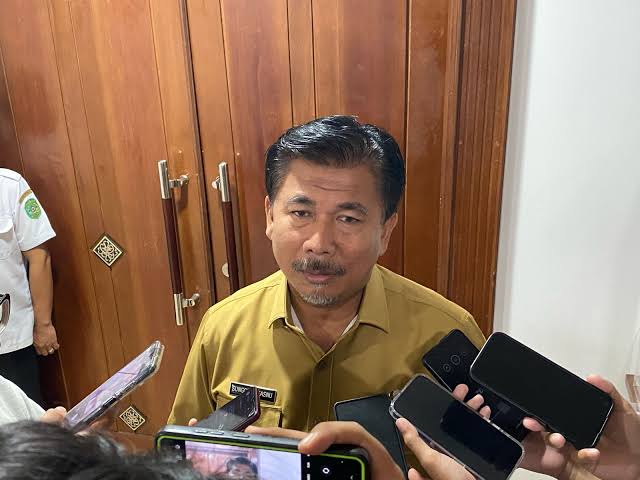 Sekretaris Daerah Kabupaten Kutai Kartanegara, Sunggono.