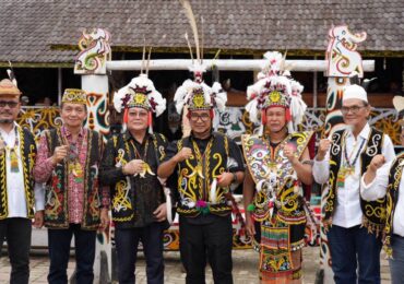 Pemrov Kaltim Berniat Kembangkan Desa Budaya Dayak Pampang Samarinda
