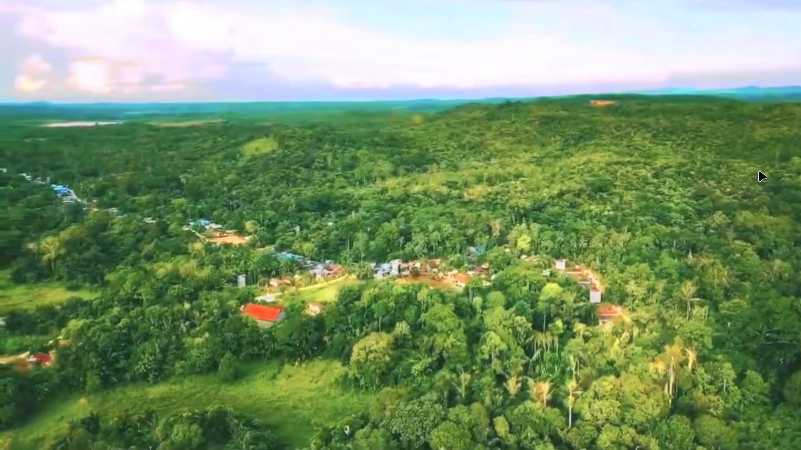 Panorama Desa Kedang Ipil, Kecamatan Kota Bangun, Kutai Kartanegara. (Foto/dok)
