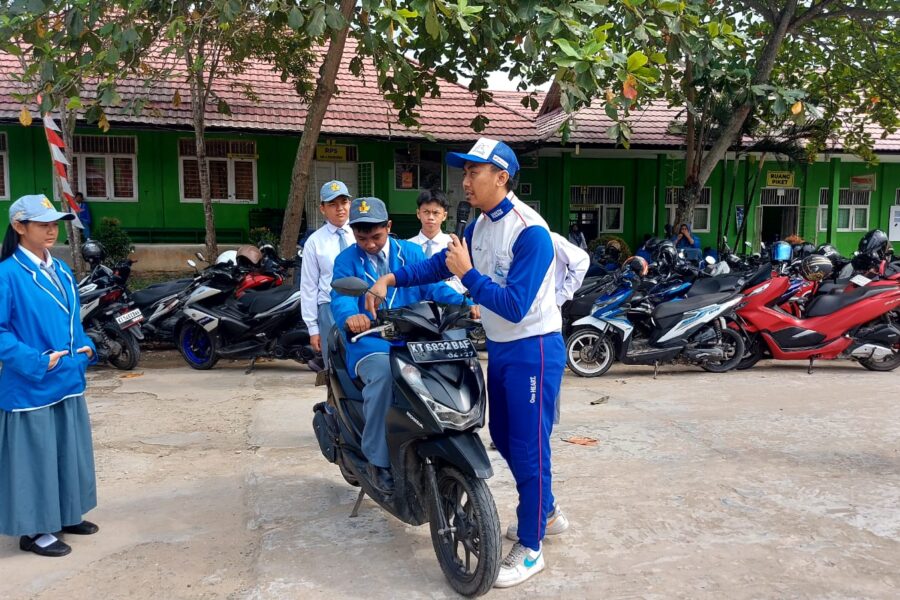 Dokumentasi Kembali Masuk Sekolah? Astra Motor Kaltim 2 Bagikan Tips #Cari_Aman Berkendara Bagi Pelajar. (Ist)