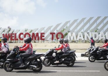 Kebersamaan Komunitas Honda PCX Menggema di MotoGP Mandalika 2024