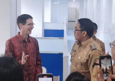 Konsulat Jendral Australia Tinjau RSUD Abdul Moeis