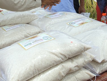 Pemkab Kukar Salurkan 12 Ton Beras Murah Jelang Ramadan. (ist)