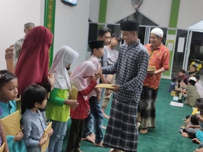 Safari Ramadan Kelurahan Maluhu Pererat Hubungan Sosial dan Ibadah. (ist)
