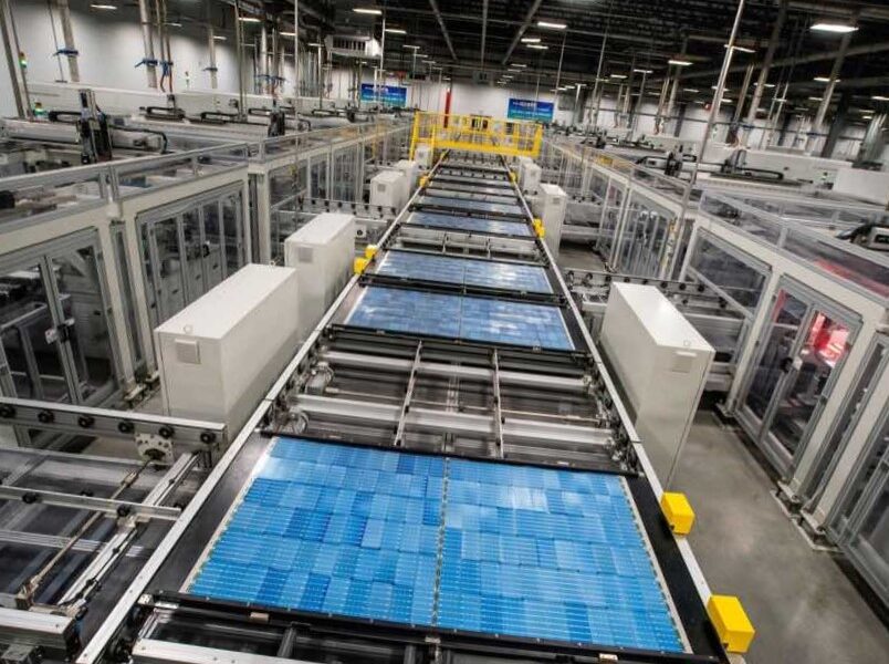 Ilustrasi potensi hilirisasi pasir silika. (Ist)