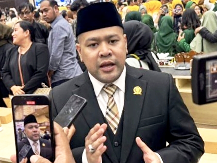 DPRD Kaltim Soroti Perlunya Sistem Navigasi Modern untuk Jembatan Mahakam. (ist)