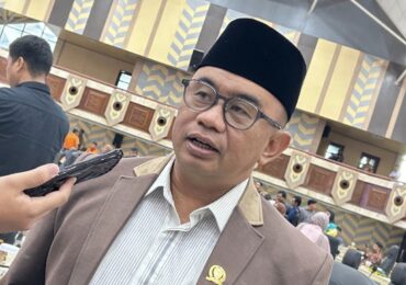 DPRD Kaltim Ingatkan Pemerintah Soal Tantangan Pendidikan Gratis 12 Tahun