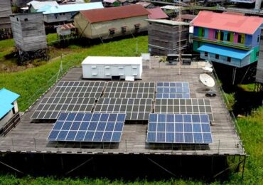 PLTS Komunal di Muara Enggelam Jadi Tonggak Kemandirian Energi Warga Pesisir Danau Melintang