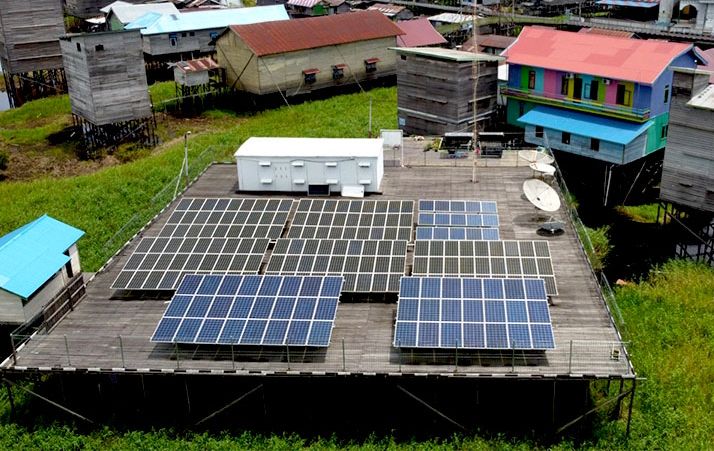 PLTS di Desa Muara Enggelam, Kukar.