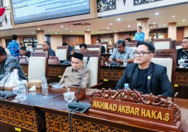 Paripurna Molor, 12 Anggota DPRD Kukar Absen — Ketua DPRD Minta BK Bertindak, Akademisi Soroti Kesadaran Wakil Rakyat