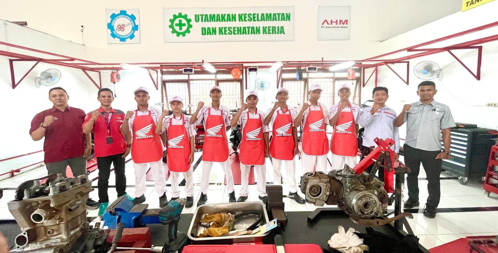 Jembatani Dunia Pendidikan dan Industri, Astra Motor Kalimantan Timur 2 Kawal Uji Kompetensi di SMKN 19 Samarinda