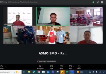Astra Motor Kalimantan Timur 2 Kawal LKSN Bidang Perawatan dan Perbaikan Sepeda Motor