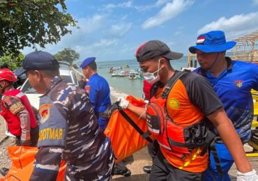 Penumpang Kapal Motor Balikpapan – Pare pare yang Lompat di Laut Ditemukan Meninggal Dunia
