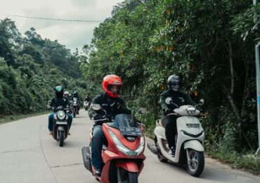 Astra Motor Kaltim 2 Bagikan Tips Aman Berkendara Jarak Jauh